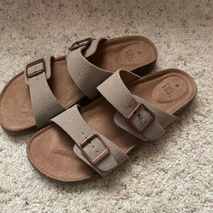 Off brand Birkenstocks. Very comfortable brand new just don’t fit me